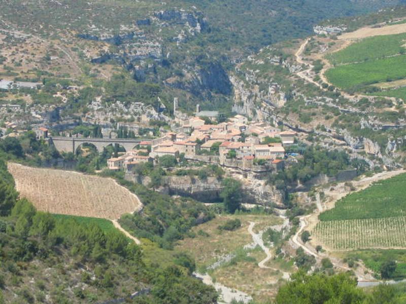 Visit the village of Minerve