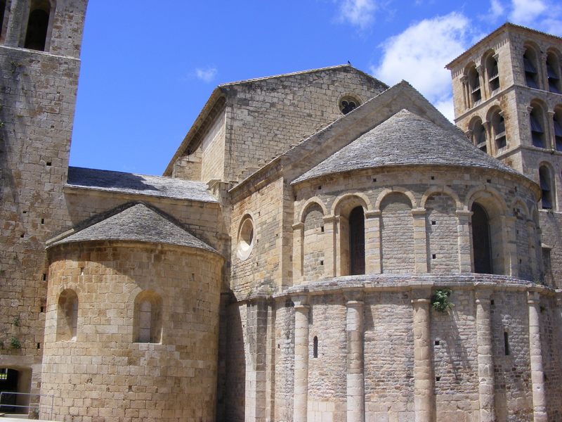History of the Abbey of Caunes-Minervois 