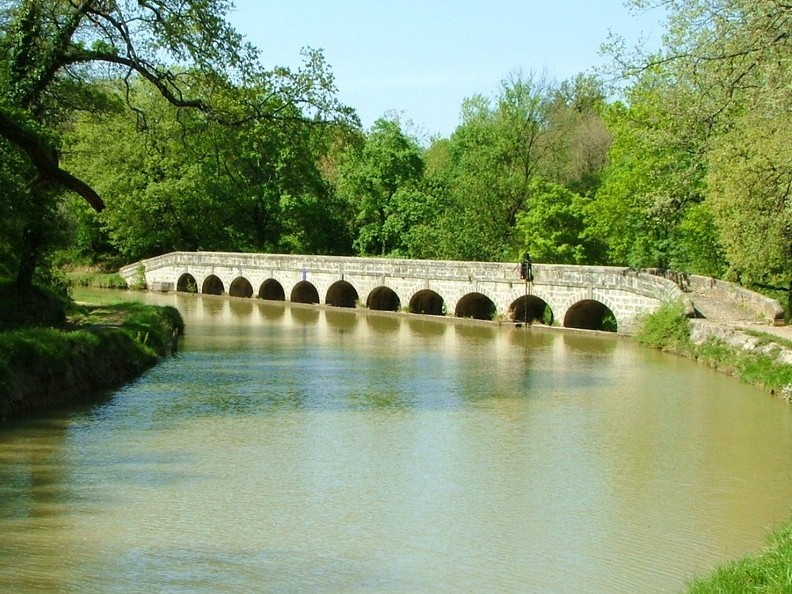 Le Canal du Midi et la rivière Argent-Double